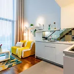 Adm Promenade Loft Maisonette - Parking Garage ברטיסלאבה