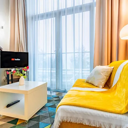 Adm Promenade Loft Maisonette - Parking Garage