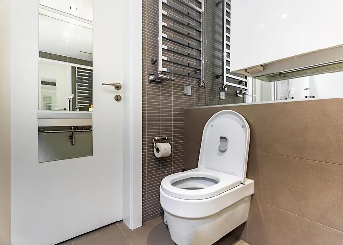 Adm Promenade Loft Maisonette - Parking Garage ブラチスラヴァ