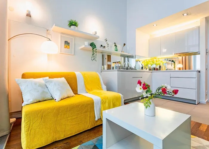 Adm Promenade Loft Maisonette - Parking Garage Apartment *